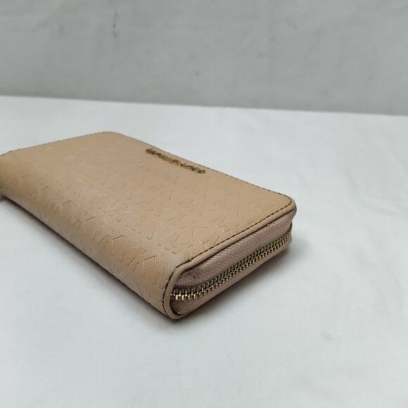 Michael Kors Beige Leather Zip Around Credit Card ID Window Wallet - Picture 5 of 12